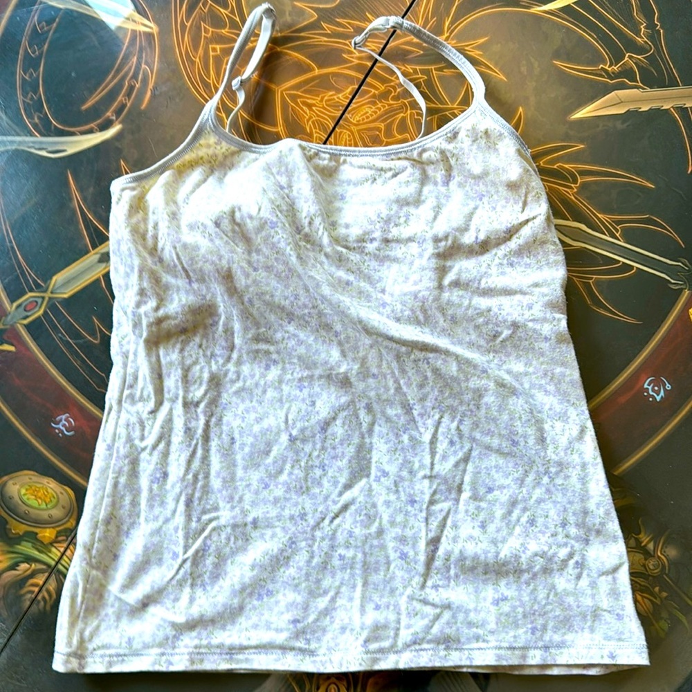 Victoria Secret tang Top 🫶 Floral. Shelf brand🧚‍♀️